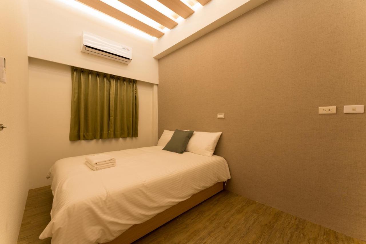 Reise Guesthouse 喜遊旅宿 ゲストハウス 旅マニア Tainan Exterior foto